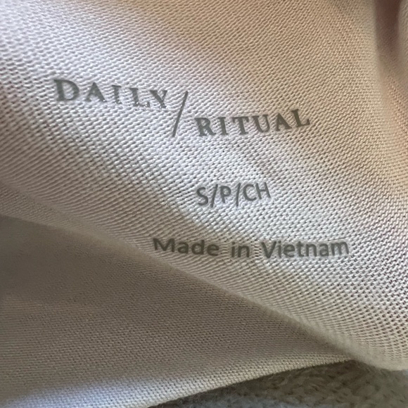 NWOT White Daily Ritual Racerback Camisole, Small - Picture 3 of 4